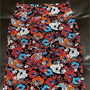 LuLaRoe Women's Size Large Skirt 32" waist